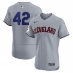 Camiseta Beisbol Hombre Cleveland Guardians Road 2024 Jackie Robinson Day Elite Gris