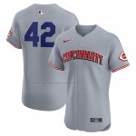 Camiseta Beisbol Hombre Cincinnati Reds Road 2024 Jackie Robinson Day Elite Gris